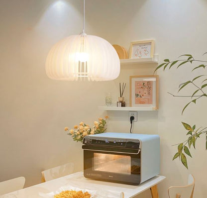 Cream Style Pendant